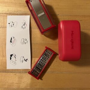 Red Kitchen Grater Set